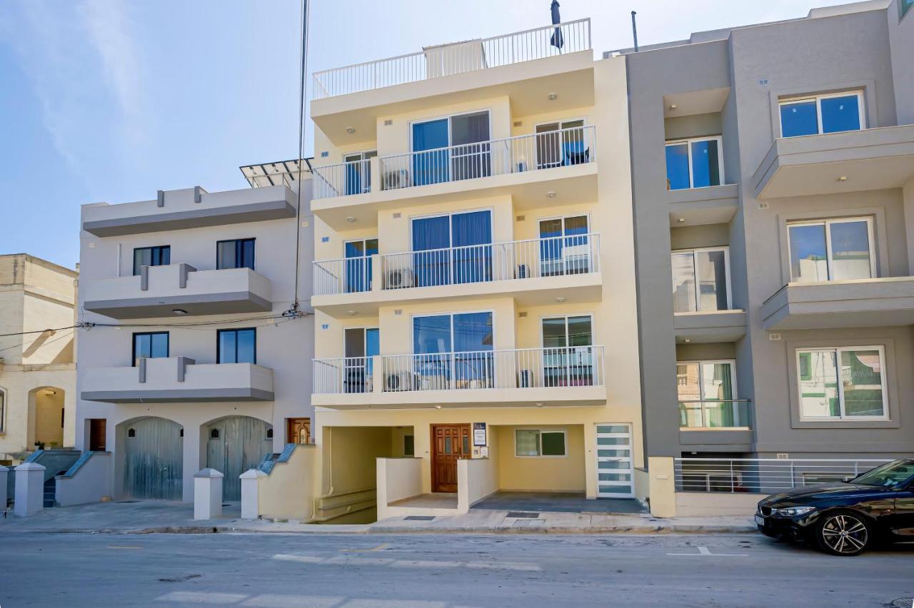 Summer Breeze Apartment With Panoramic Terrace - By Getawaysmalta Mellieħa Esterno foto