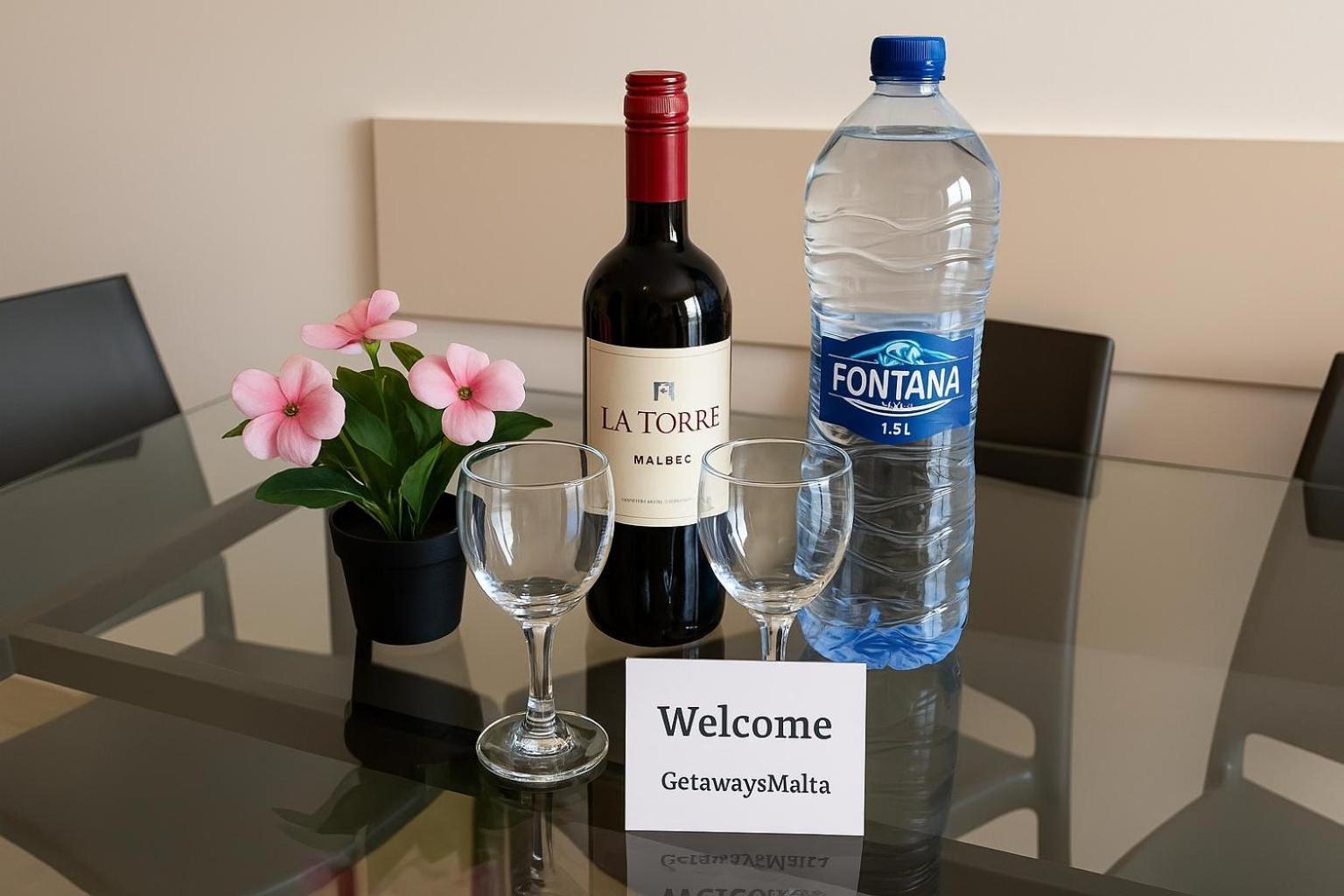 Summer Breeze Apartment With Panoramic Terrace - By Getawaysmalta Mellieħa Esterno foto