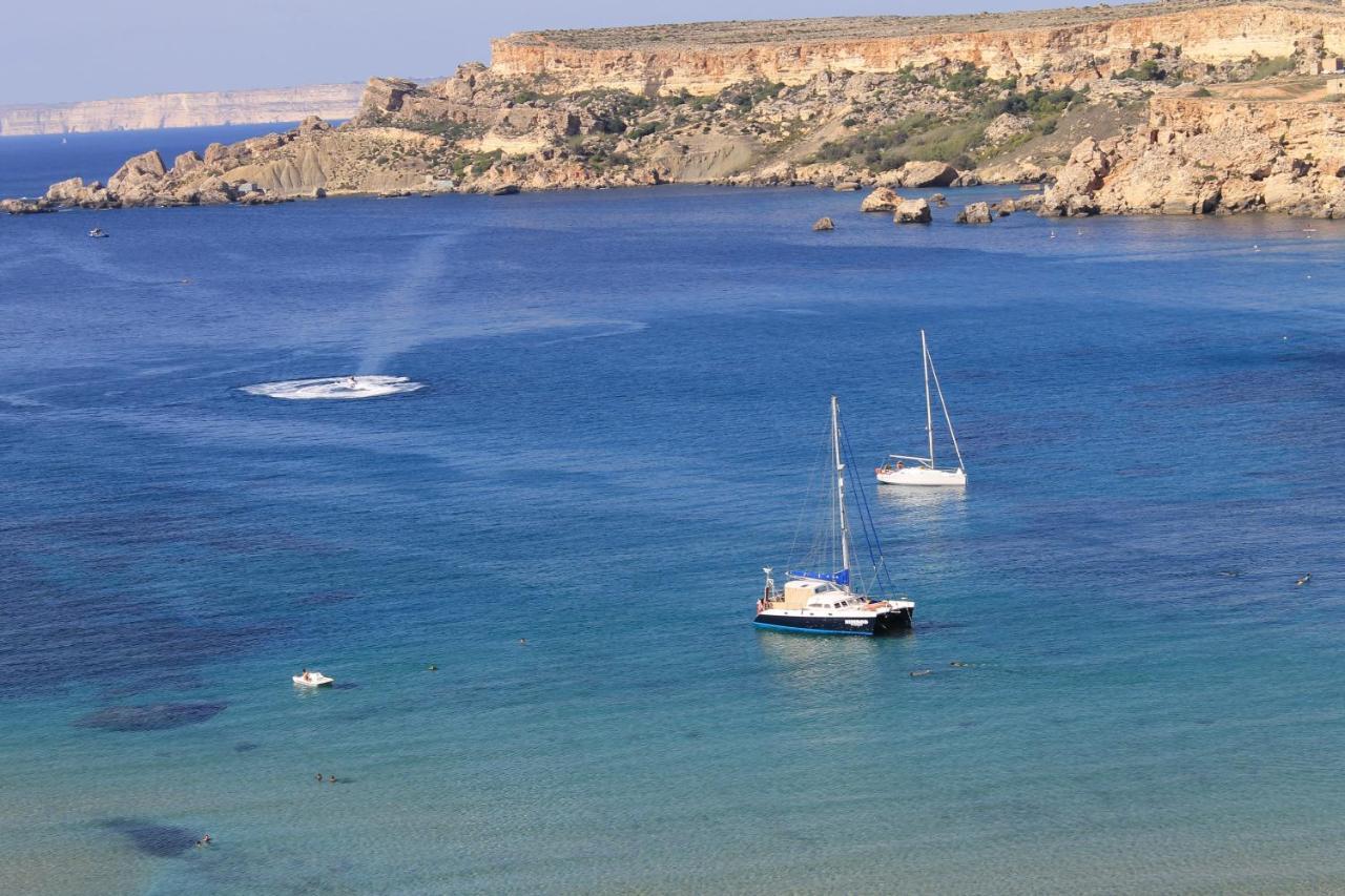 Summer Breeze Apartment With Panoramic Terrace - By Getawaysmalta Mellieħa Esterno foto